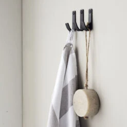 Meraki Thapsus Knage 3 Stk. 5,5 Cm, Børstet Sort Finnish 9 Meraki Thapsus Knage 3 Stk. 5,5 Cm, Børstet Sort Finnish -GEJST Butik 308580109 3