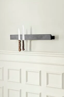 GEJST Flex Magnethylde 60 Cm, Sort Eg -GEJST Butik 5712731004268