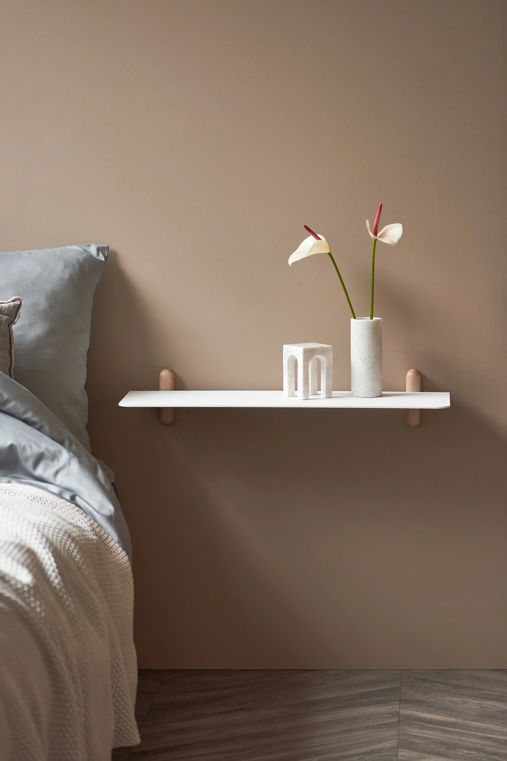 GEJST Nivo Hylde G 66,5 Cm, Eg/Hvid 4 GEJST Nivo Hylde G 66,5 Cm, Eg/Hvid - Billede 2