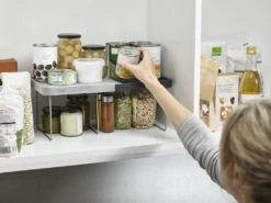 Joseph Joseph CupboardStore Hylde Udvidelig, Grå -GEJST Butik 85194 4