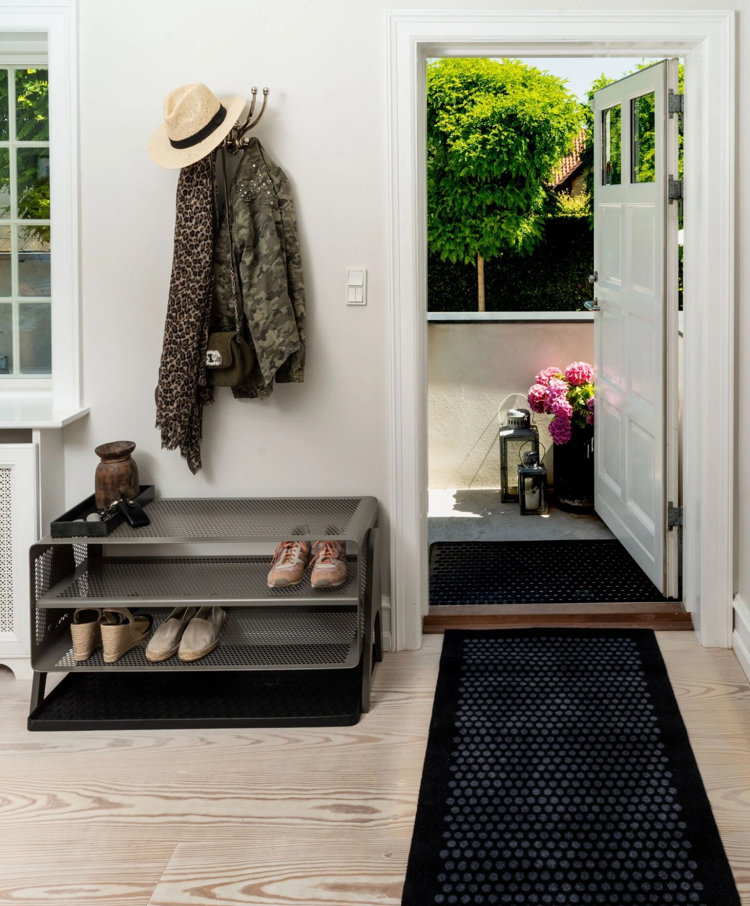 Tica Copenhagen Gulvreol Stor M. Ben, Mat Grå/Taupe 5 Tica Copenhagen Gulvreol Stor M. Ben, Mat Grå/Taupe - Billede 3