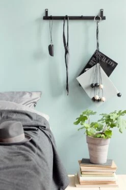 Ekta Living 4 Dot Knagerække 51.5 Cm, Sort Eg -GEJST Butik bywirth Rack4dot black 03 web